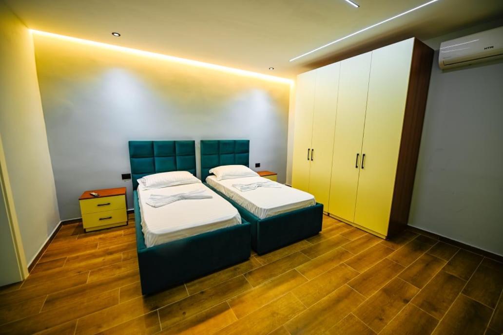Mon Ami Boutique Hotel Shkoder Exterior photo